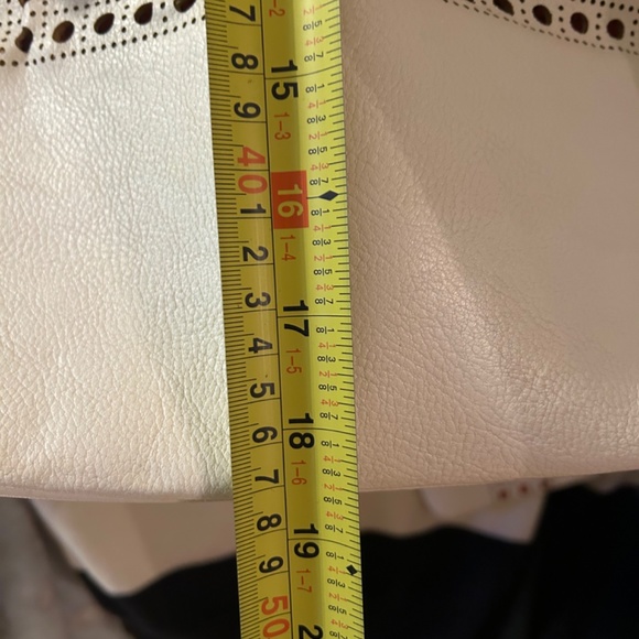 Ralph Lauren White purse - Picture 8 of 11